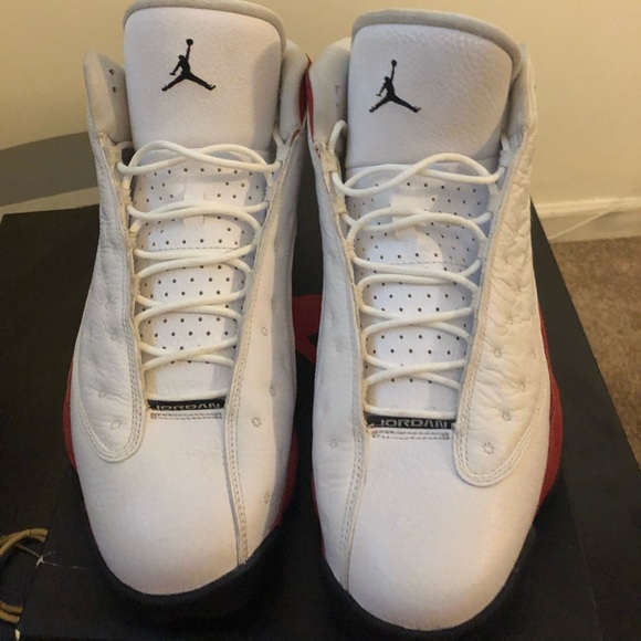 ❌SOLD❌Jordan Retro 13 - Picture 2 of 4